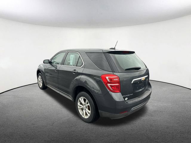 Used 2017 Chevrolet Equinox LS image 31