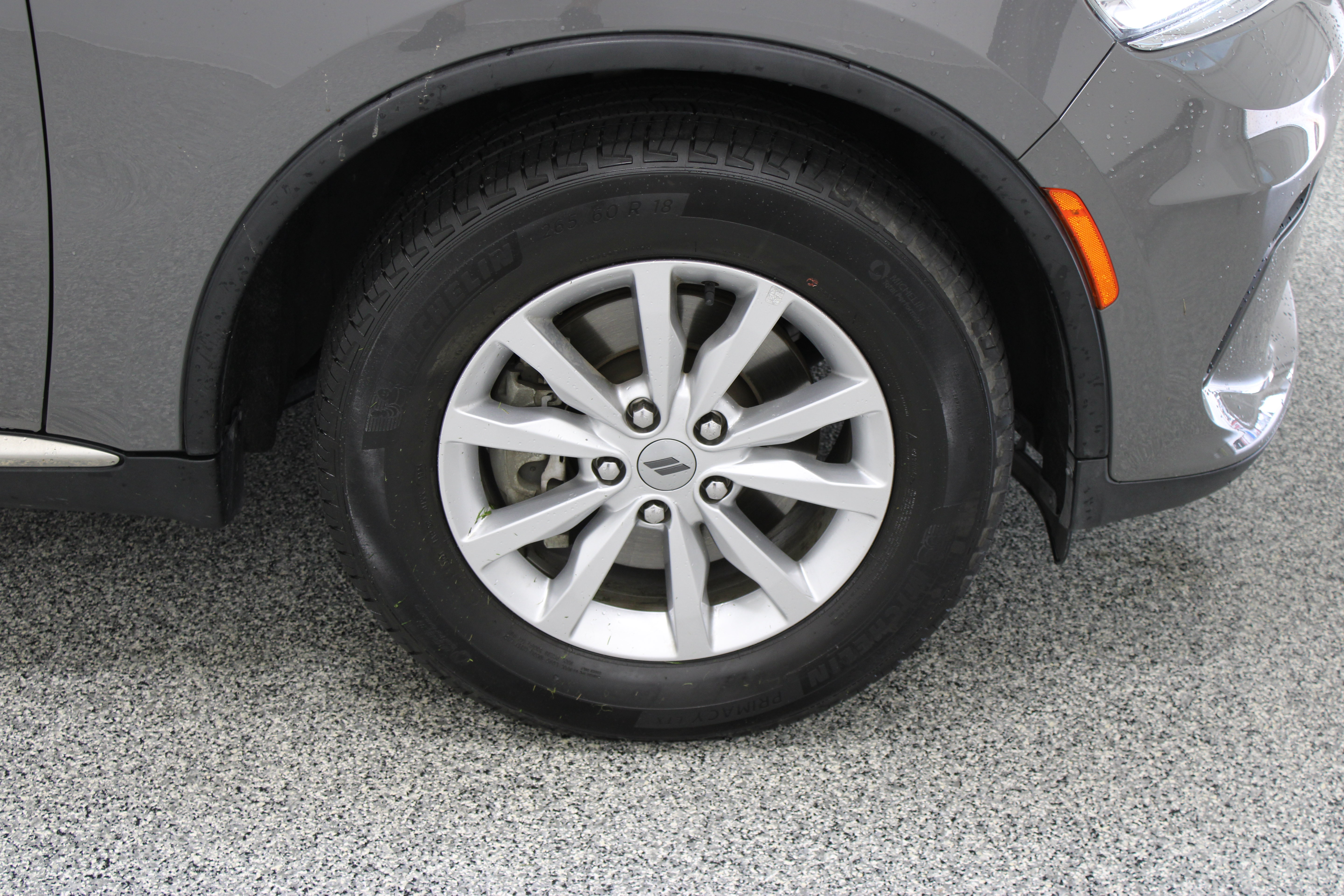 Used 2023 Dodge Durango SXT Launch Edition RWD image 5