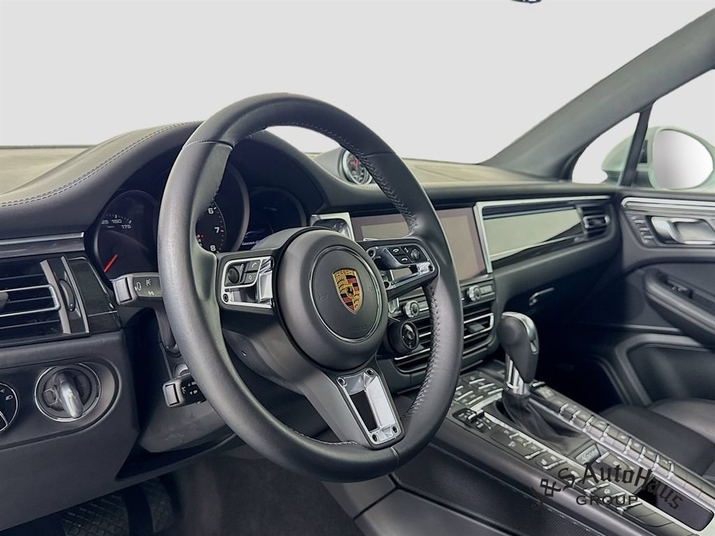 Used 2021 Porsche Macan GTS AWD/4WD image 9