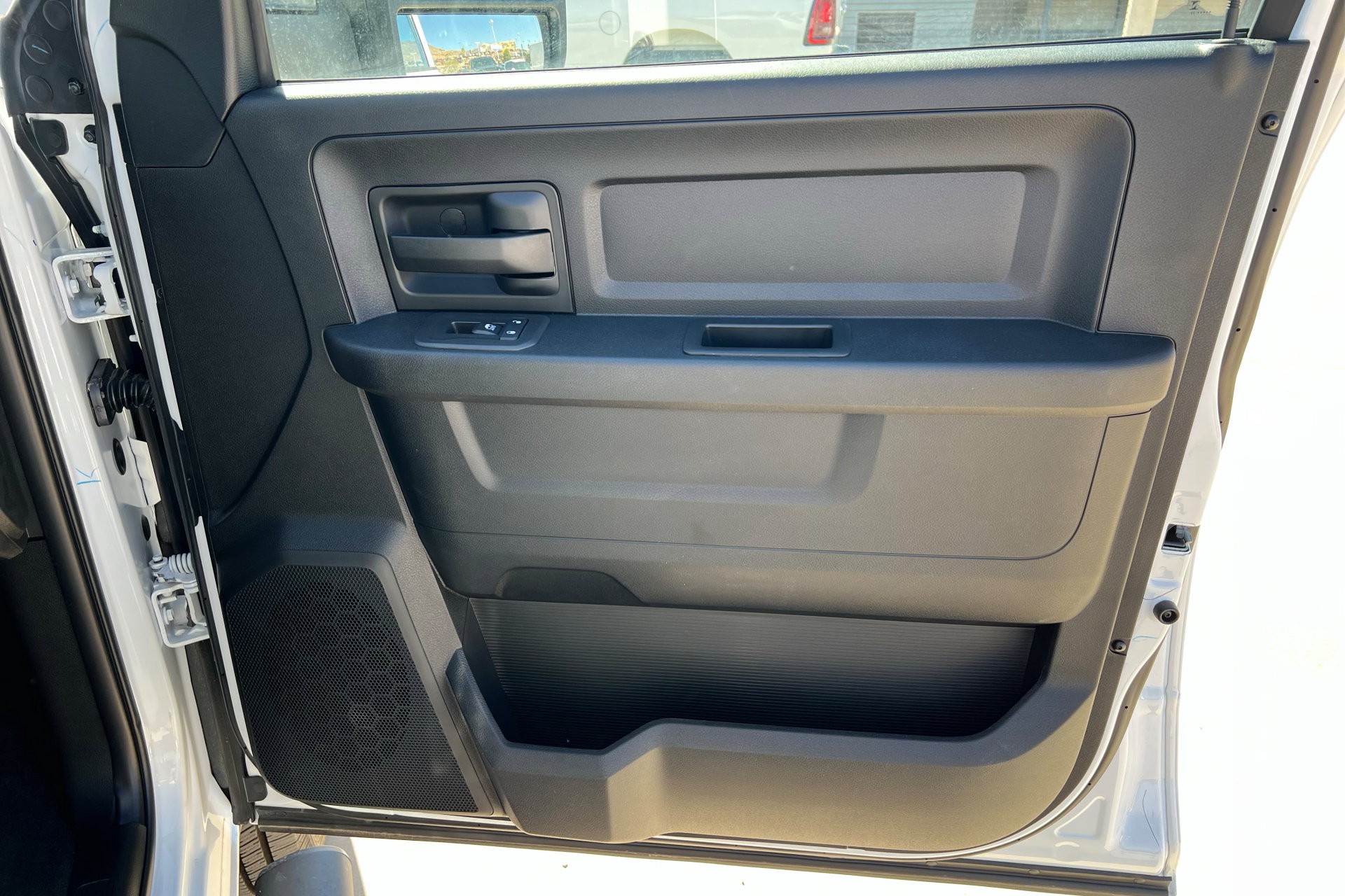 New 2025 RAM 2500 Tradesman AWD/4WD image 17