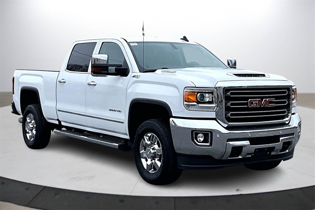 Used 2019 GMC Sierra 3500 SLT w/ Duramax Plus Package image 2