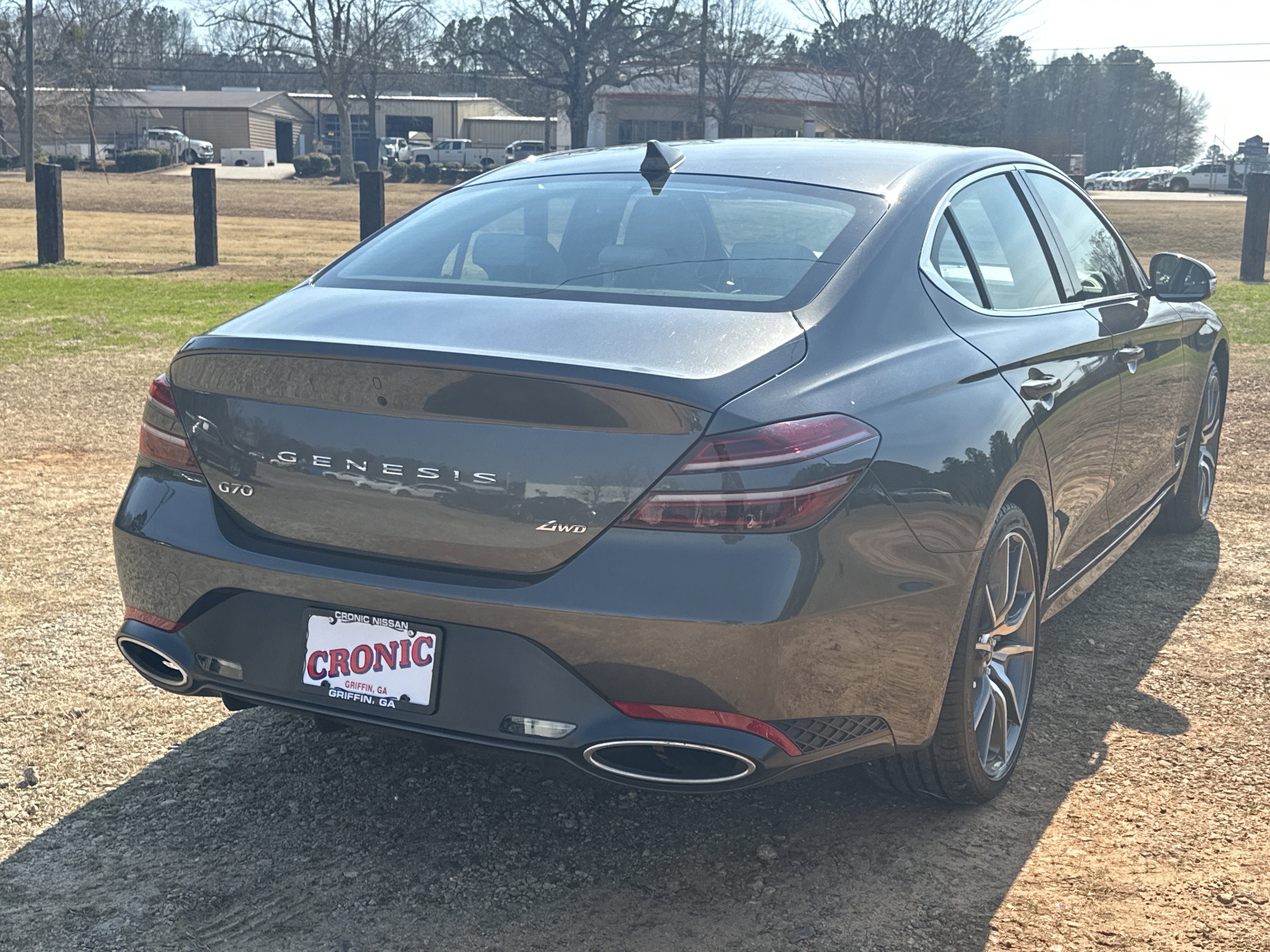 Used 2025 Genesis G70 2.5T image 5