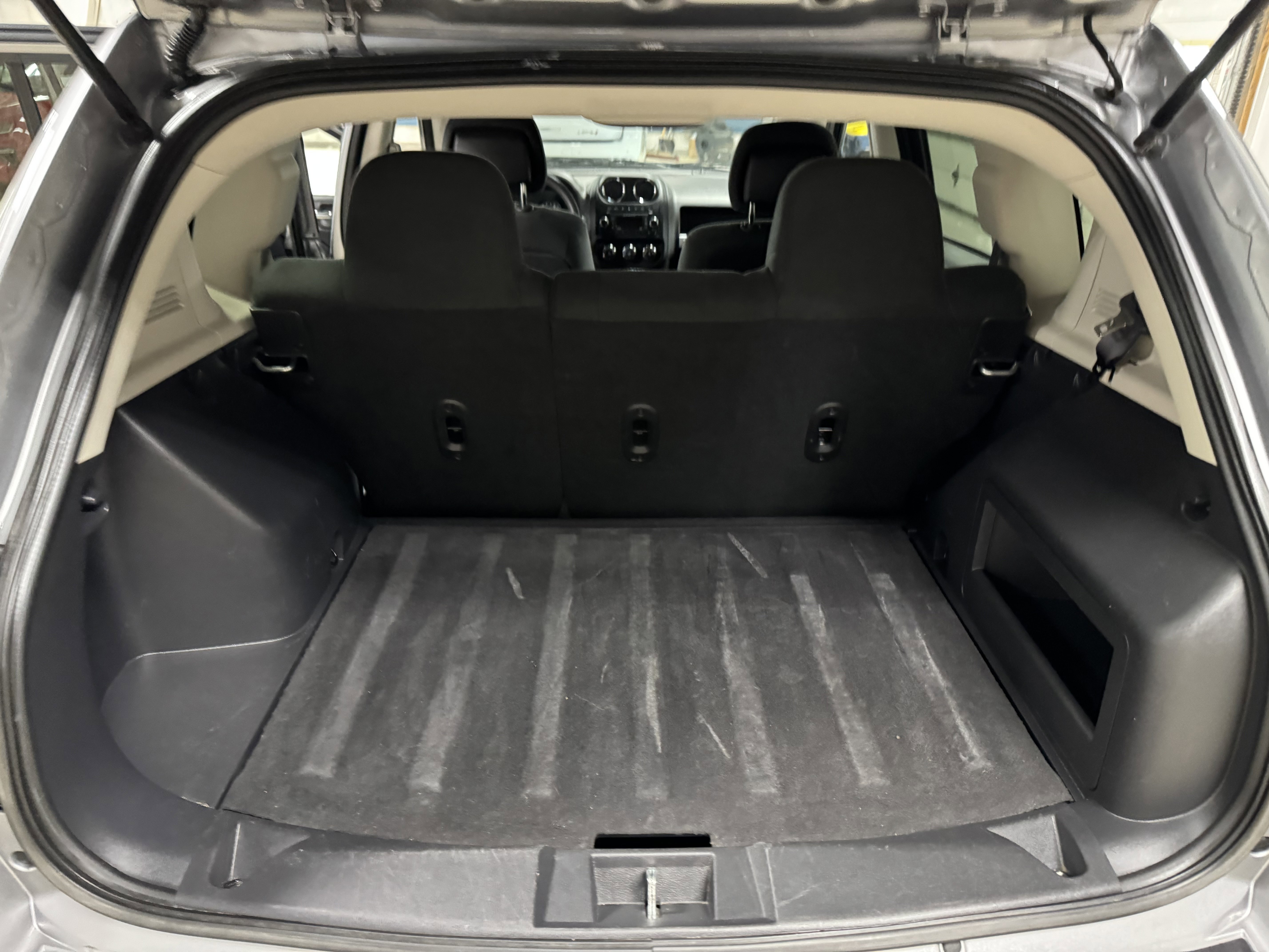 Used 2017 Jeep Compass Sport w/ Power Value Group image 13