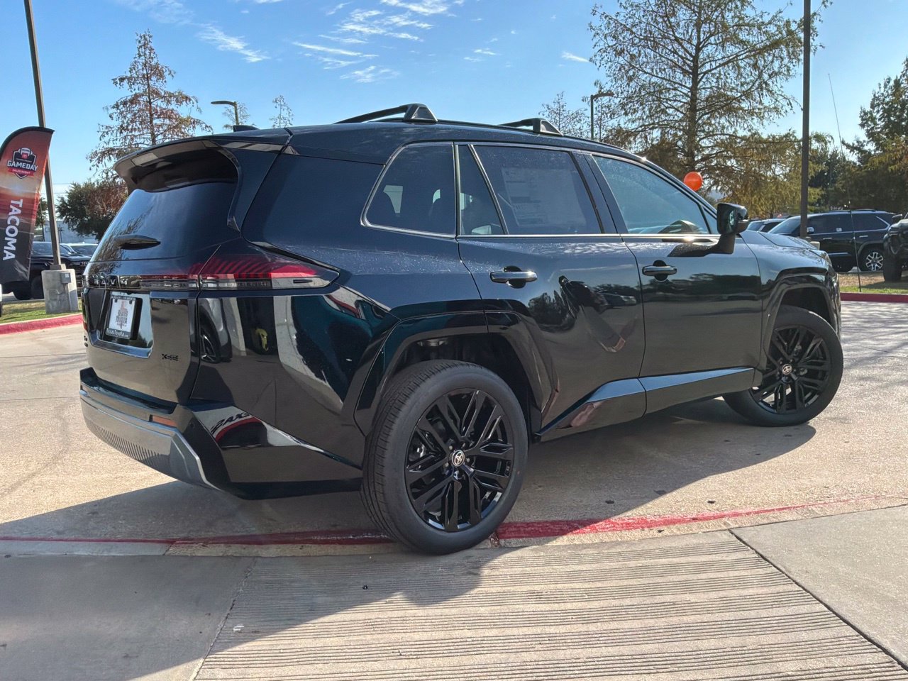 New 2026 Toyota RAV4 XSE AWD/4WD image 5