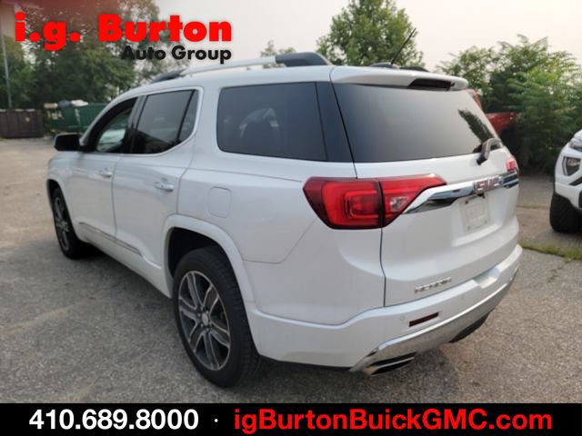 Used 2017 GMC Acadia Denali w/ Technology Package FWD image 4