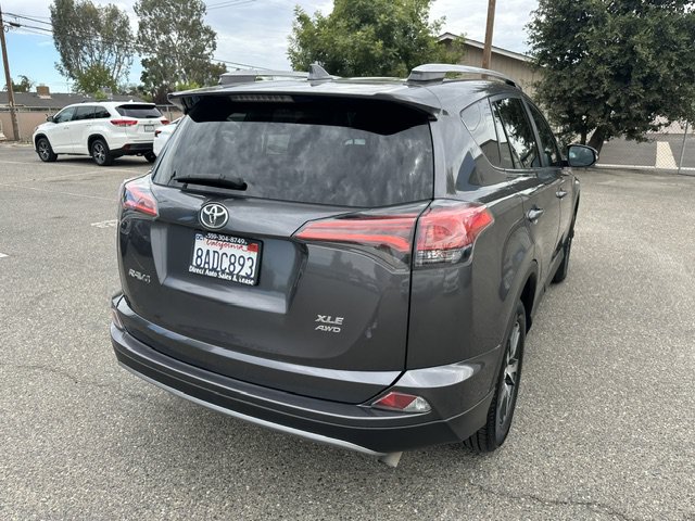 Used 2017 Toyota RAV4 XLE w/ Plus Extra Value Package AWD/4WD image 10
