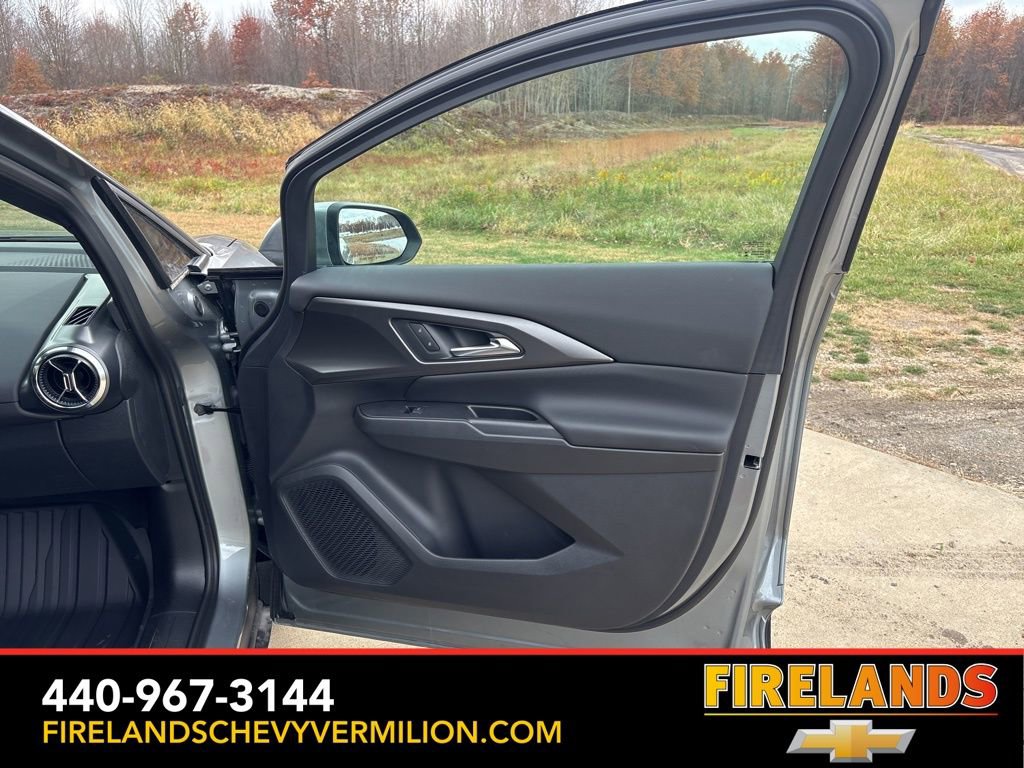 New 2026 Chevrolet Equinox EV LT image 30