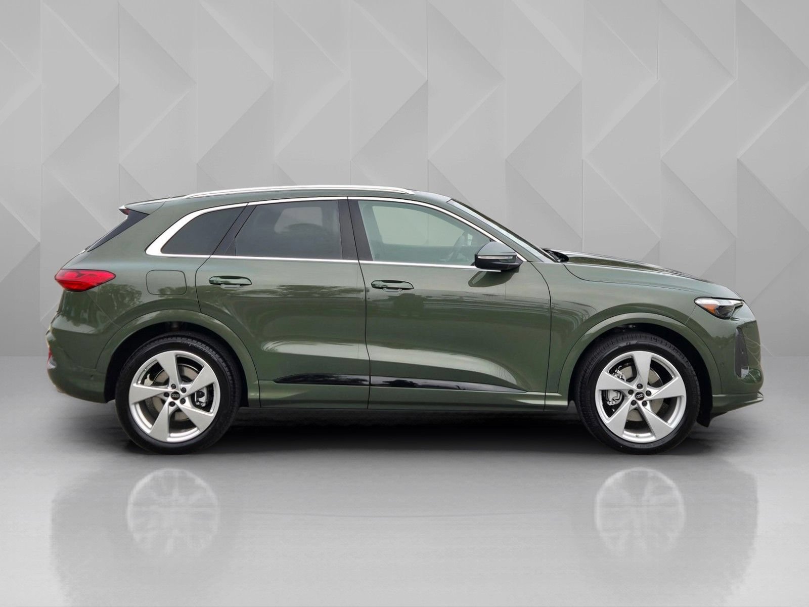 Used 2025 Audi Q5 Prestige AWD/4WD image 7