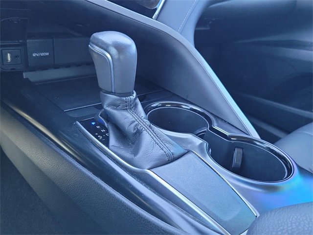 Used 2018 Toyota Camry SE image 19