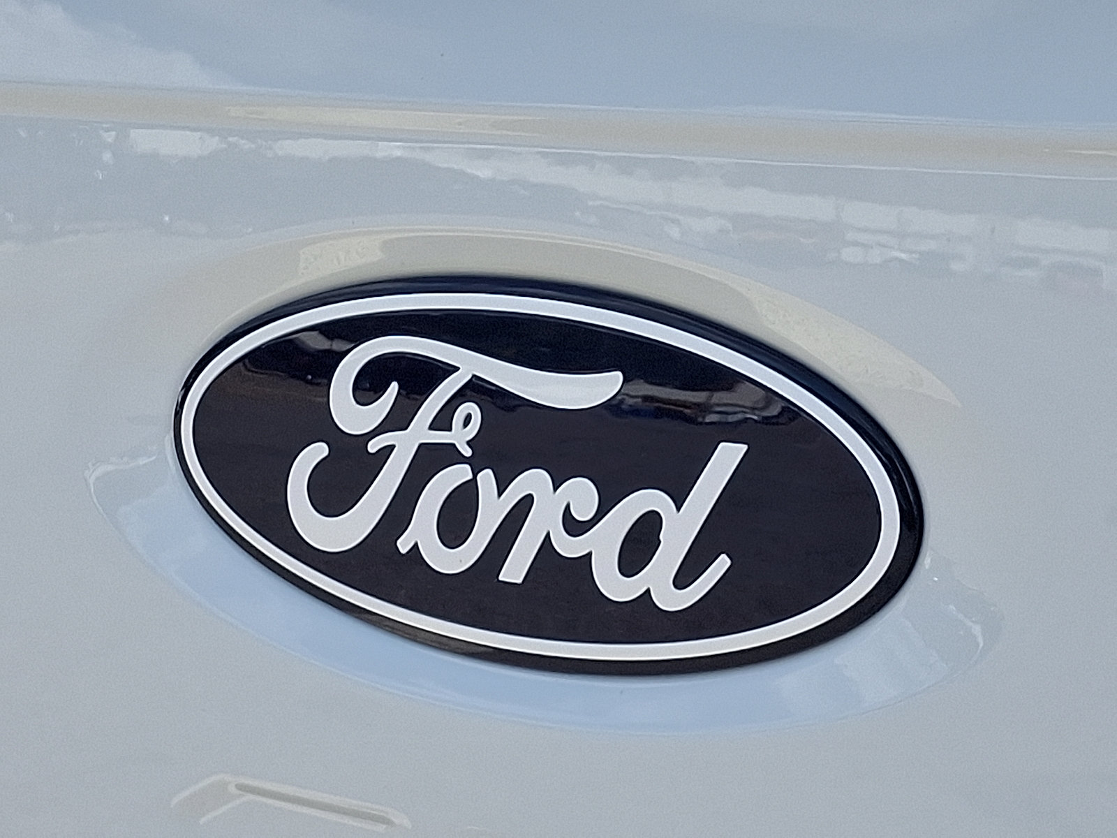 Used 2025 Ford F150 Lightning XLT AWD/4WD image 30