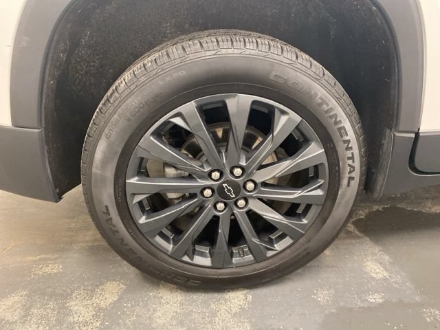 Used 2023 Chevrolet Traverse RS AWD/4WD image 38