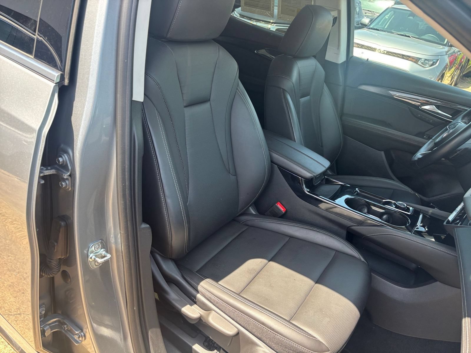 Used 2024 Buick Envision Preferred AWD/4WD image 36