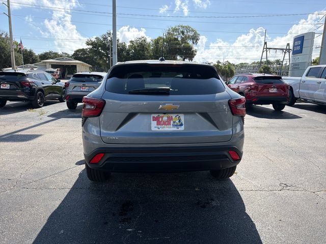 New 2026 Chevrolet Trax LS w/ LS Convenience Package FWD image 10
