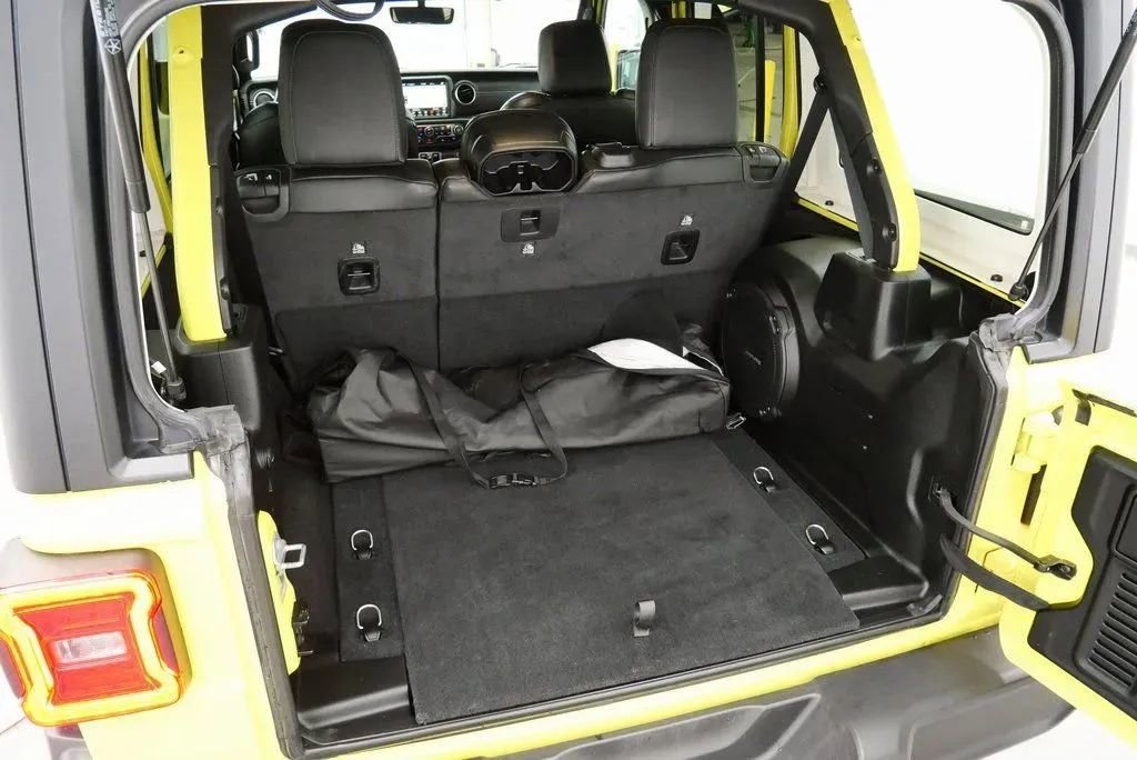 Used 2023 Jeep Wrangler Sahara w/ LED Lighting Group image 32