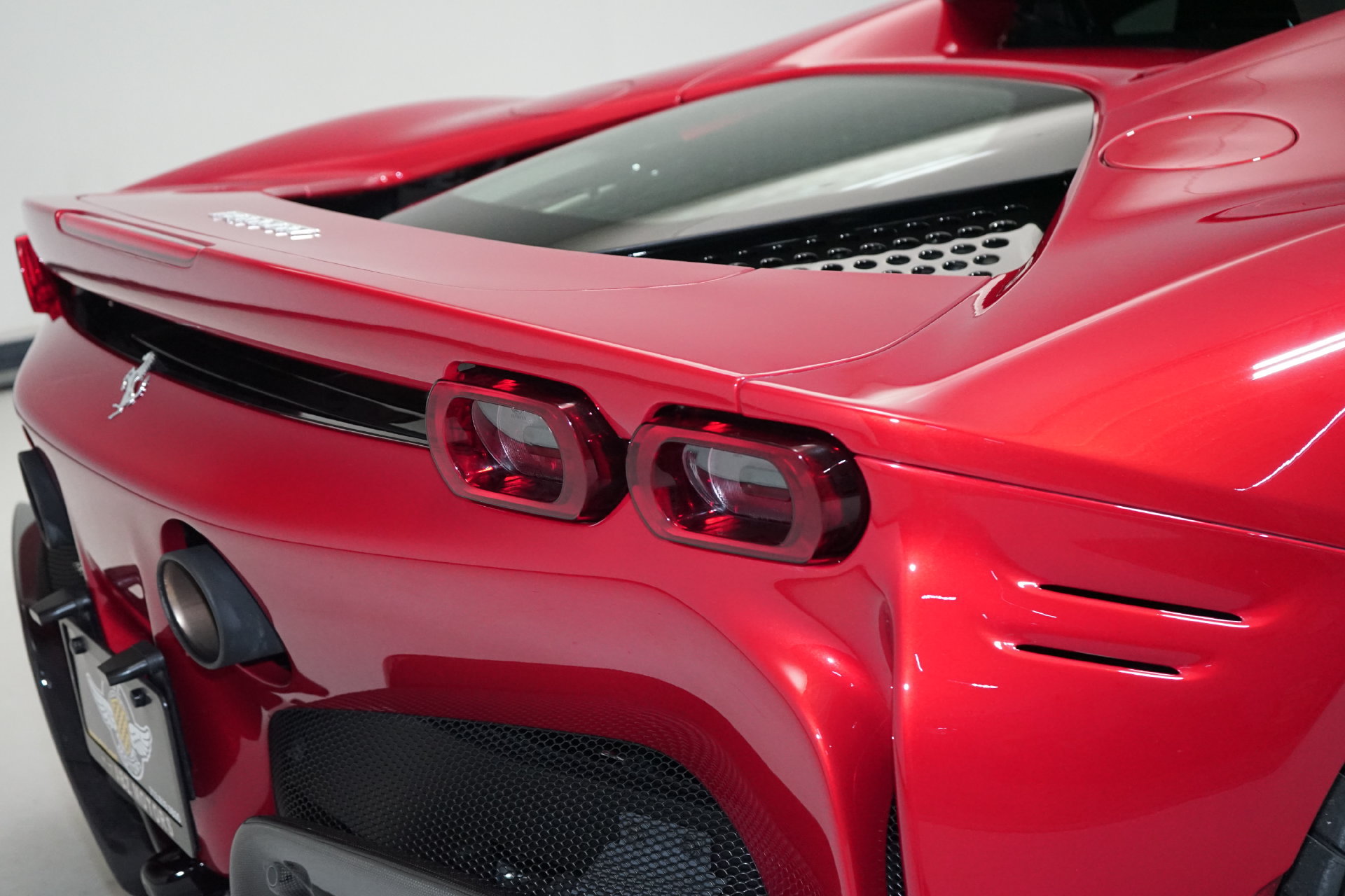 Used 2021 Ferrari SF90 Stradale AWD/4WD image 32