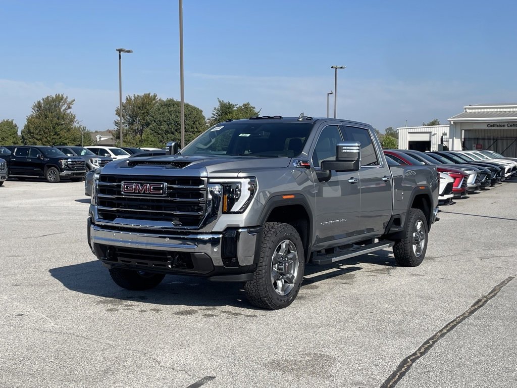 New 2026 GMC Sierra 2500 SLT w/ SLT Premium Package image 3
