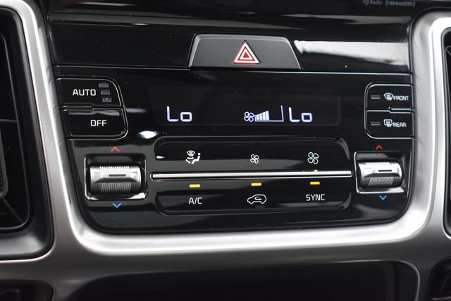 Certified 2023 Kia Sorento S w/ Panoramic Sunroof Package AWD/4WD image 31