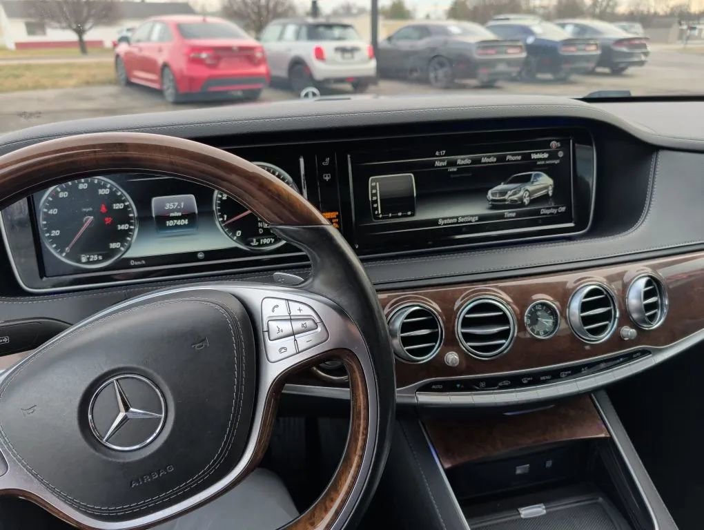 Used 2016 Mercedes-Benz S 550 4MATIC Sedan image 28