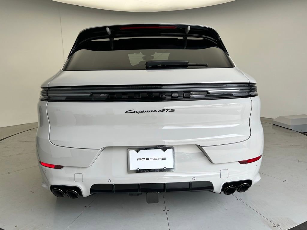 New 2025 Porsche Cayenne GTS image 21
