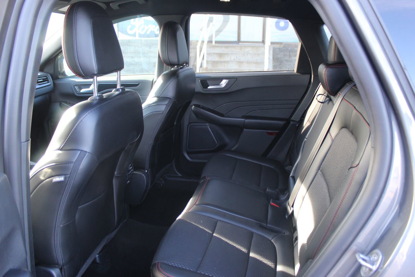 Used 2024 Ford Escape ST-Line w/ Tech Pack #1 image 18