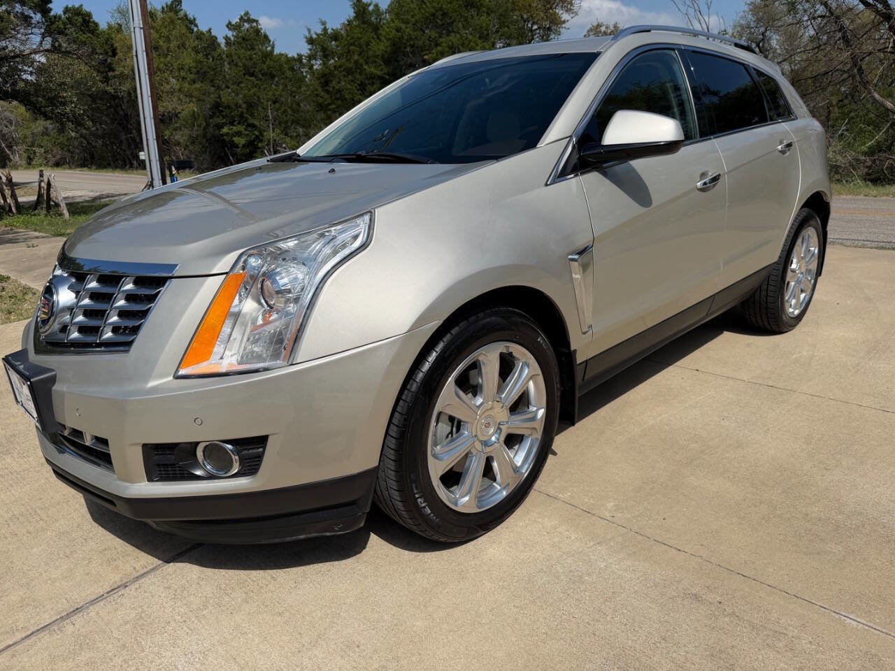 Used 2016 Cadillac SRX Performance w/ Driver Awareness Package FWD image 6