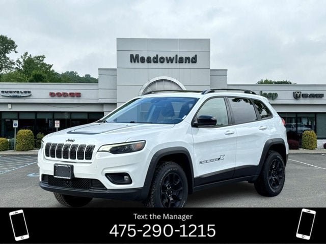 Certified 2022 Jeep Cherokee Latitude w/ Sun & Sound Group AWD/4WD image 1