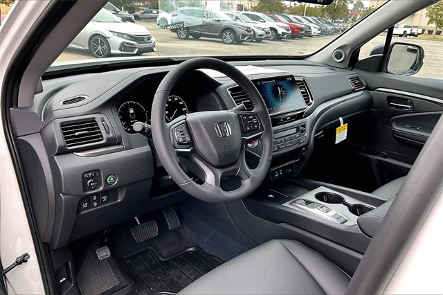 New 2026 Honda Ridgeline Black Edition image 5