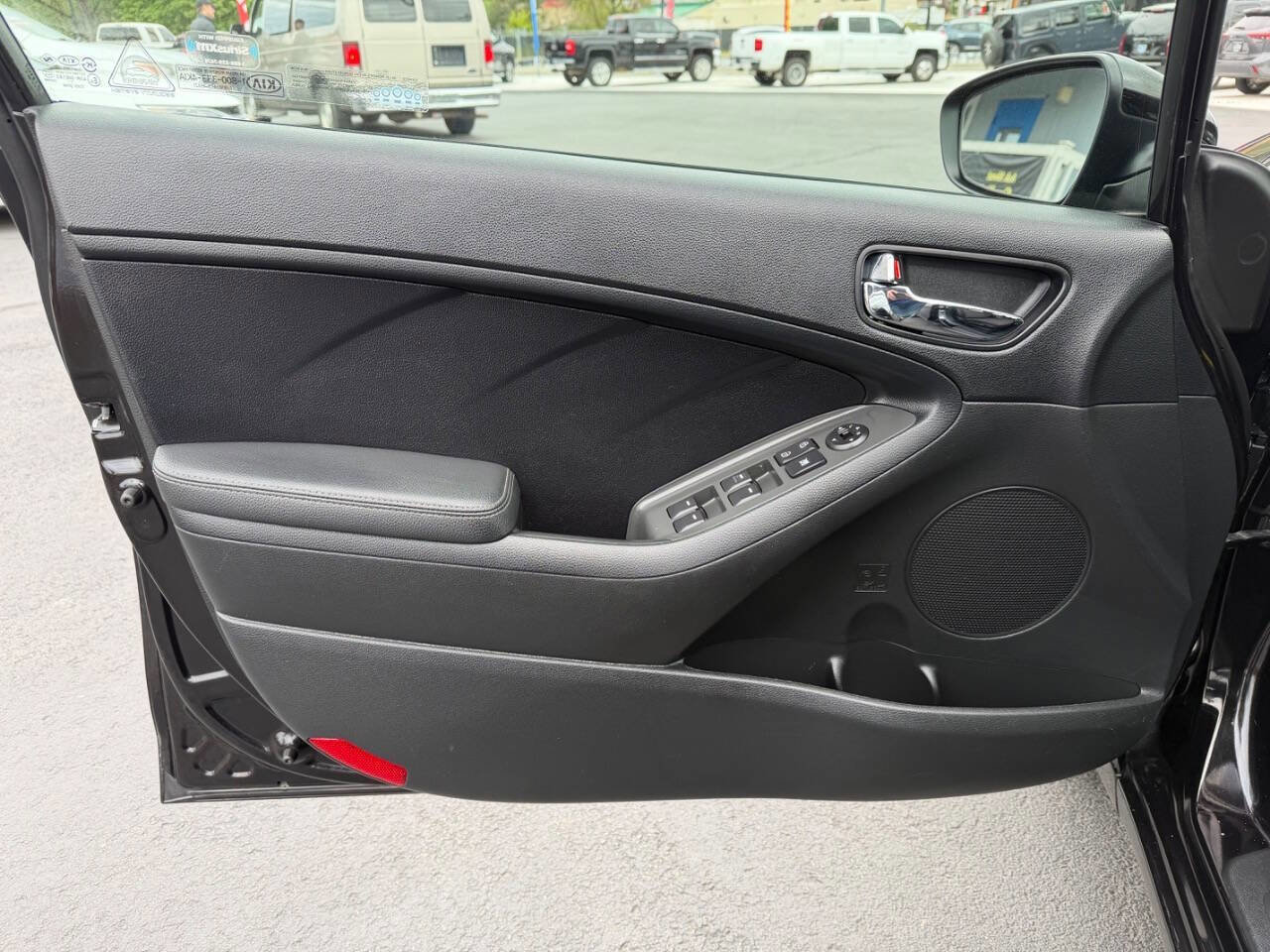 Used 2018 Kia Forte S image 8