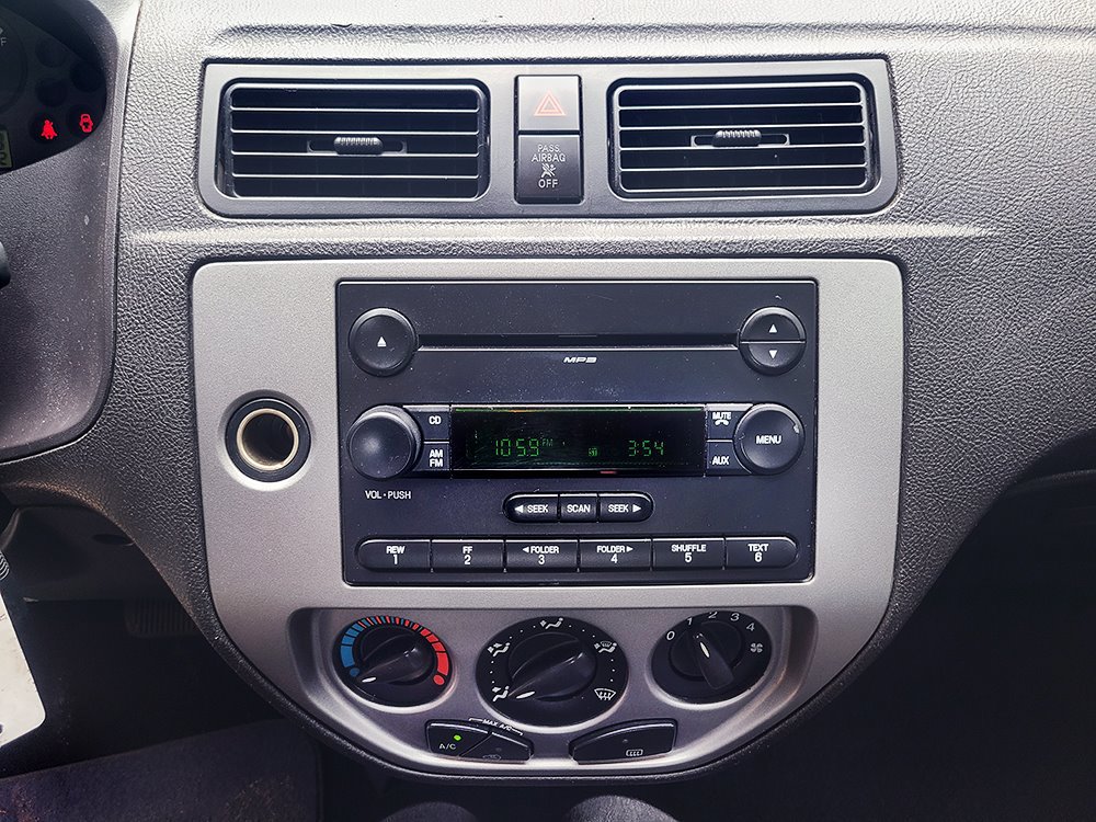 Used 2007 Ford Focus SE image 29