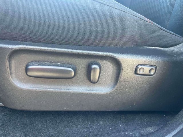 Used 2023 Toyota Tacoma SR5 AWD/4WD image 21