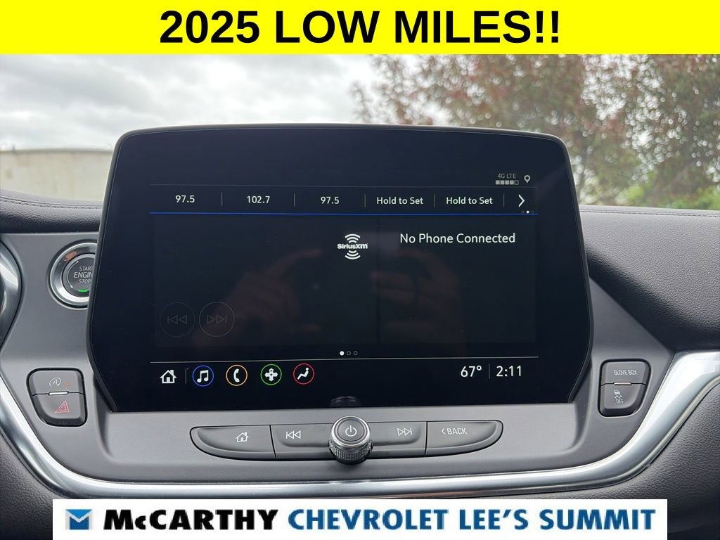Used 2025 Chevrolet Blazer LT FWD image 6