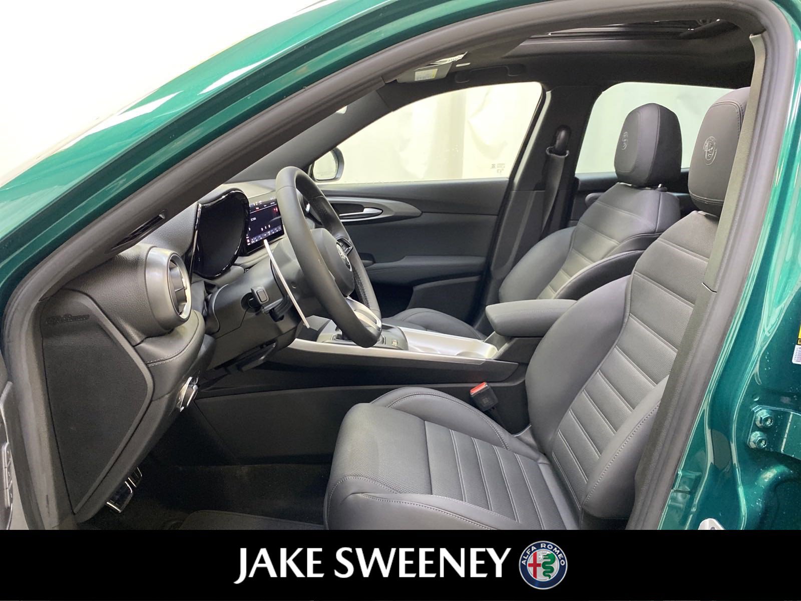 New 2024 Alfa Romeo Tonale Veloce image 11