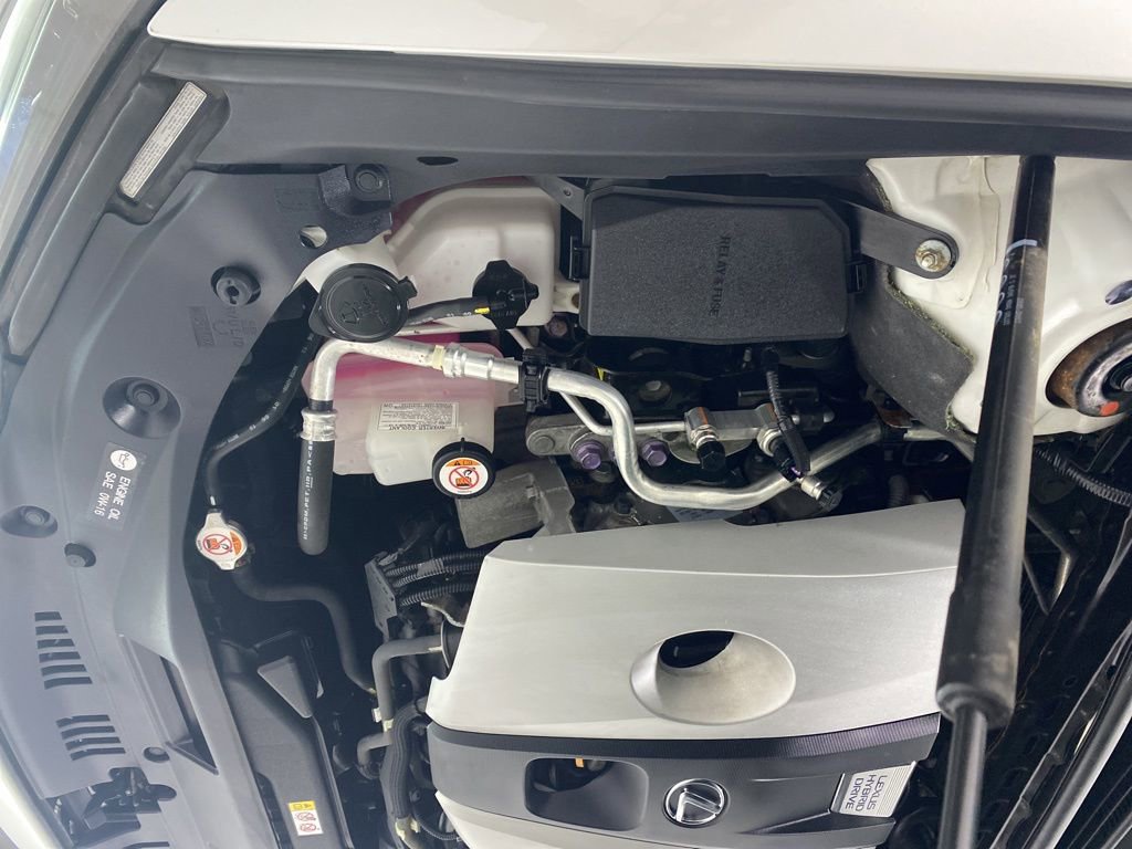 Used 2020 Lexus ES 300h w/ Premium Package image 34