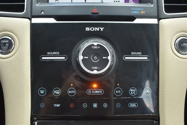 Used 2018 Ford Taurus Limited FWD image 33