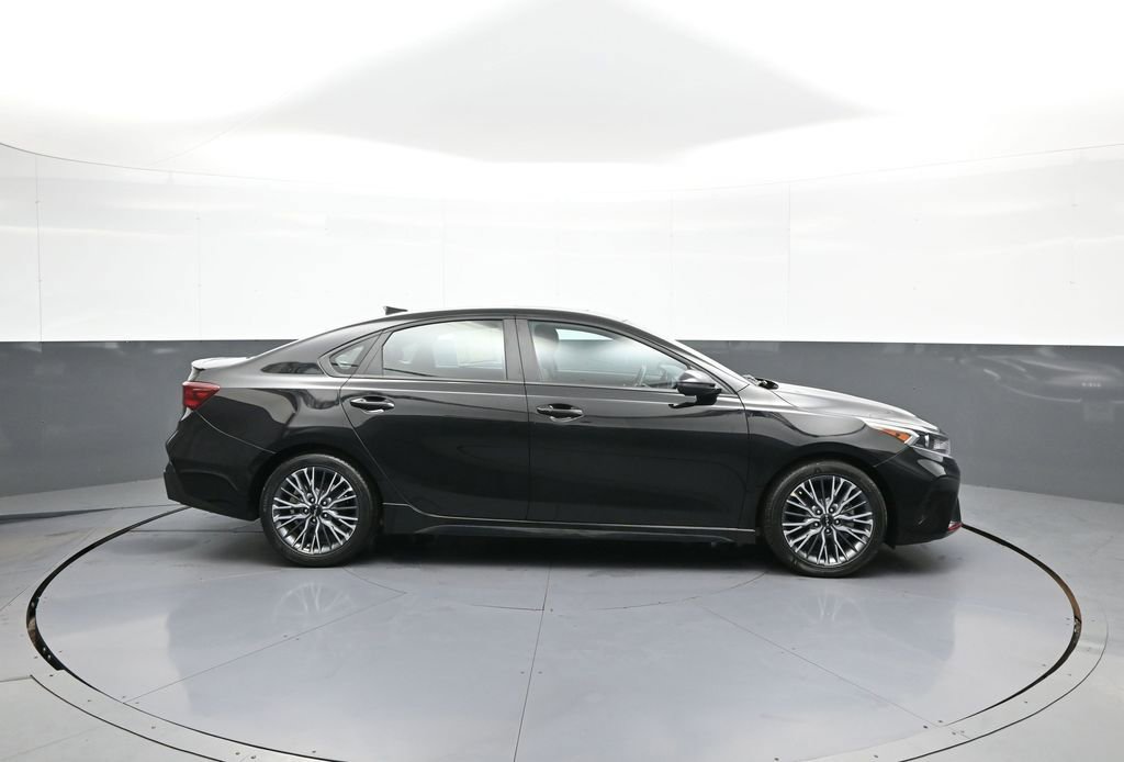 Certified 2023 Kia Forte GT-Line w/ GT-Line Premium Package FWD image 5