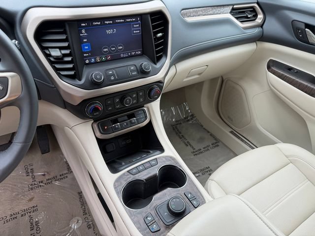 Used 2023 GMC Acadia Denali AWD/4WD image 18
