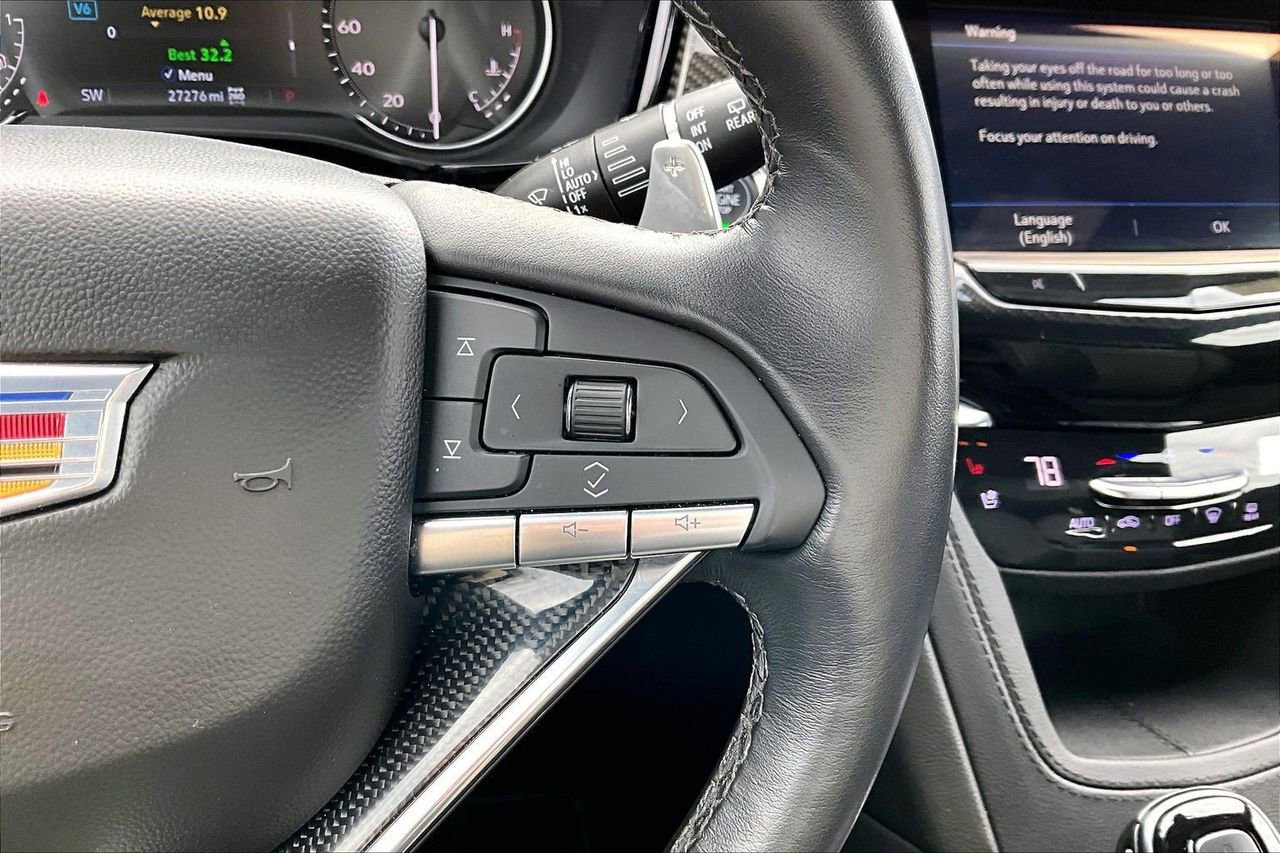 Used 2024 Cadillac XT6 Sport image 32