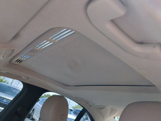 Used 2019 Mercedes-Benz C 300 Sedan image 25