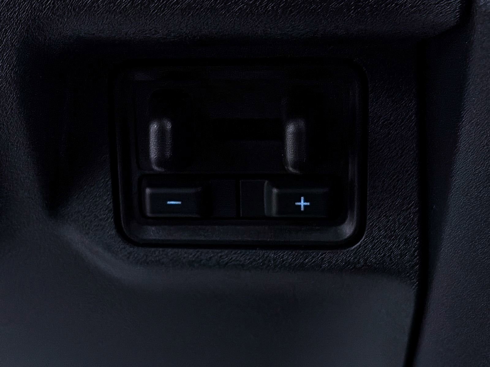 Used 2025 Ford Expedition Max Platinum image 37