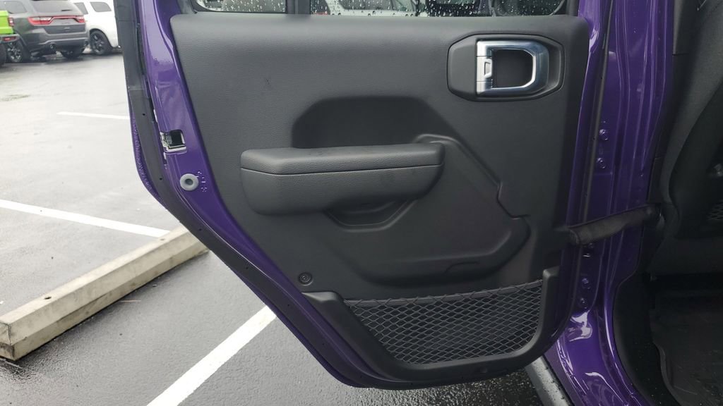 New 2026 Jeep Wrangler Unlimited Rubicon w/ Technology Group image 16