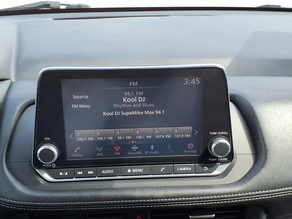 Used 2024 Nissan Rogue SV FWD image 33