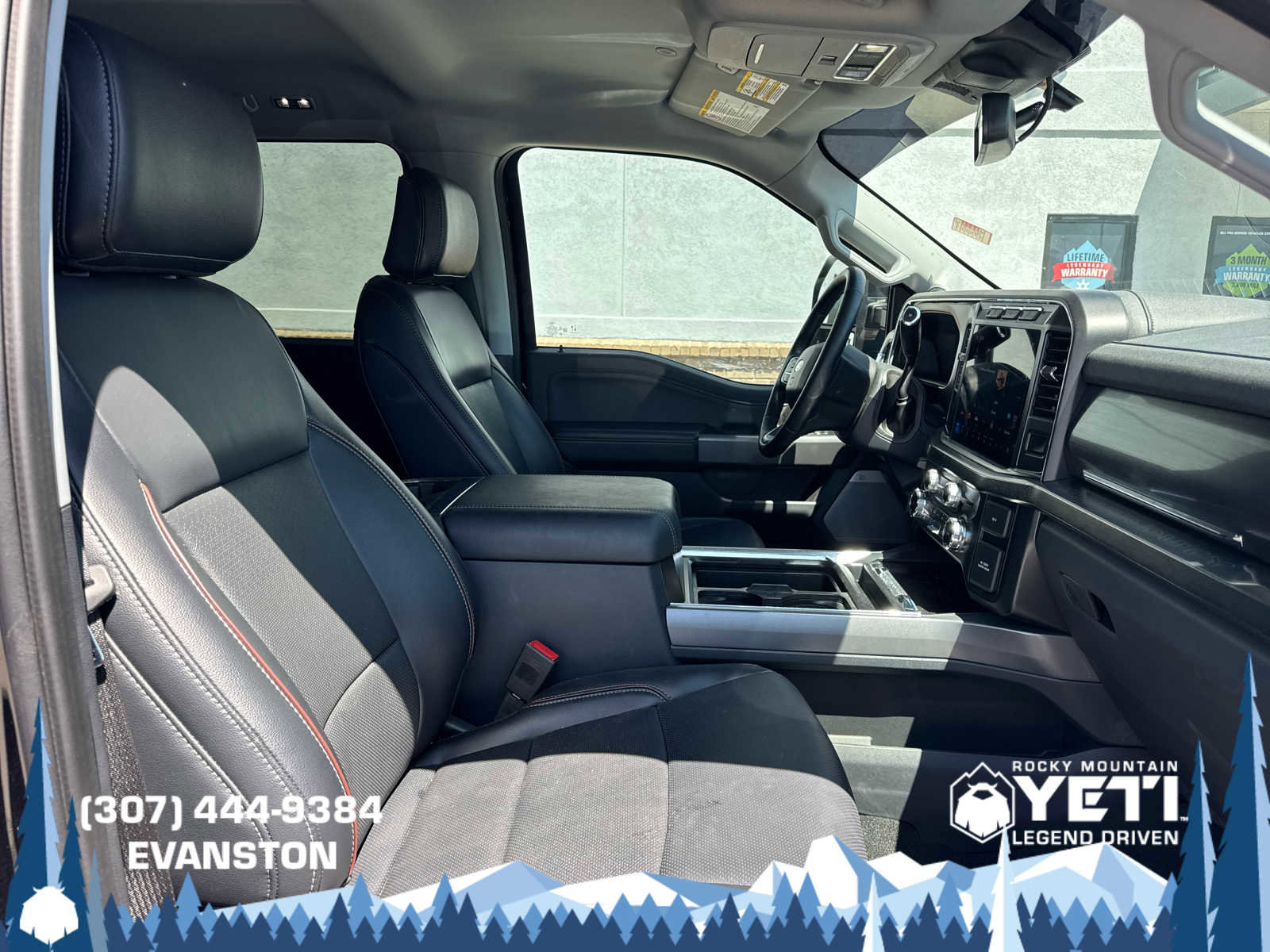 Used 2024 Ford F350 Lariat w/ Sport Appearance Package image 10