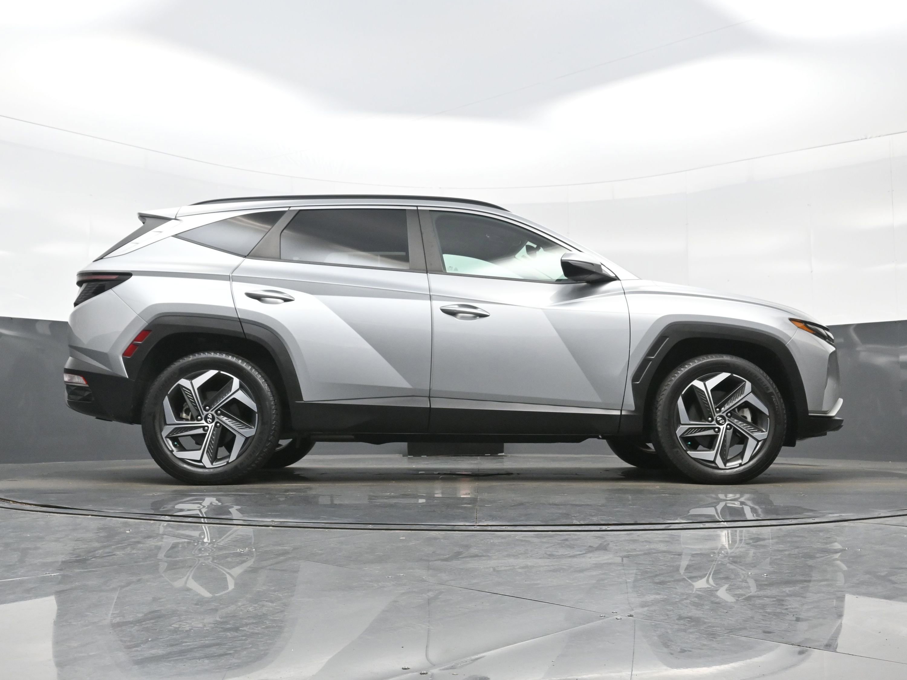 Used 2022 Hyundai Tucson SEL w/ Convenience + Premium Package AWD/4WD image 33