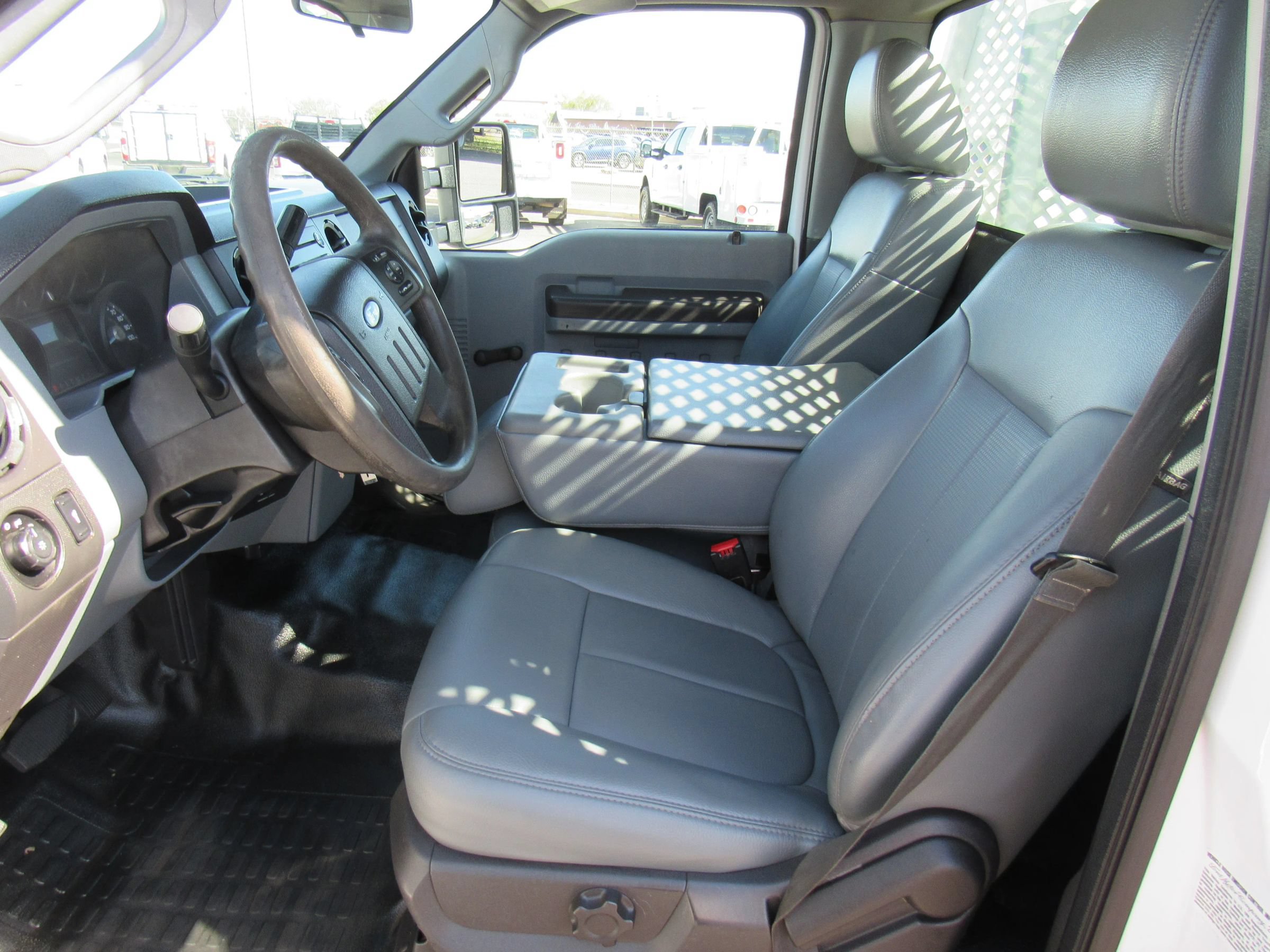 Used 2014 Ford F450 XL w/ XL Value Package RWD image 9