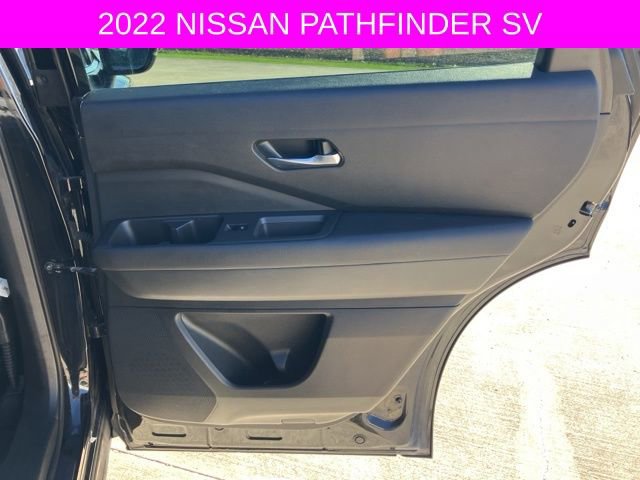 Used 2022 Nissan Pathfinder SV image 14