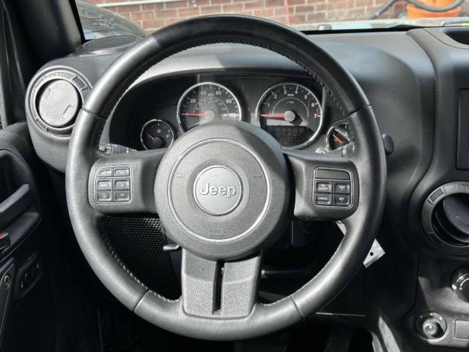 Used 2018 Jeep Wrangler Unlimited Sport S image 18