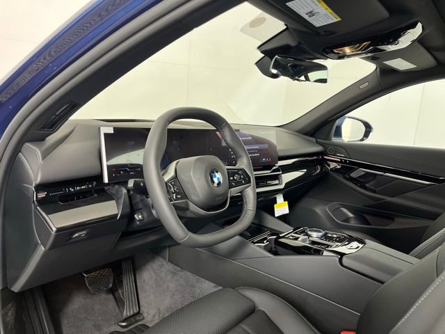 New 2026 BMW 530i xDrive w/ Premium Package AWD/4WD image 9
