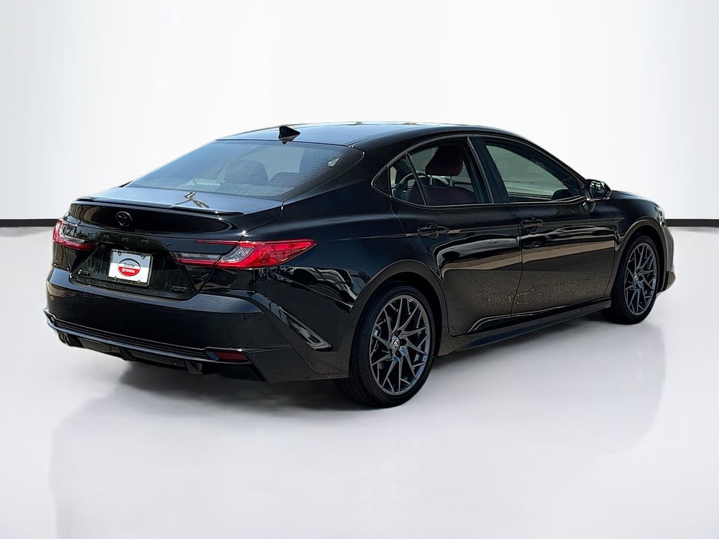 Used 2026 Toyota Camry XSE FWD image 5