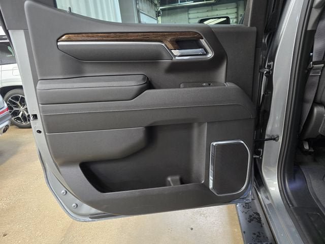 New 2026 GMC Sierra 1500 Elevation w/ Elevation Premium Package AWD/4WD image 25