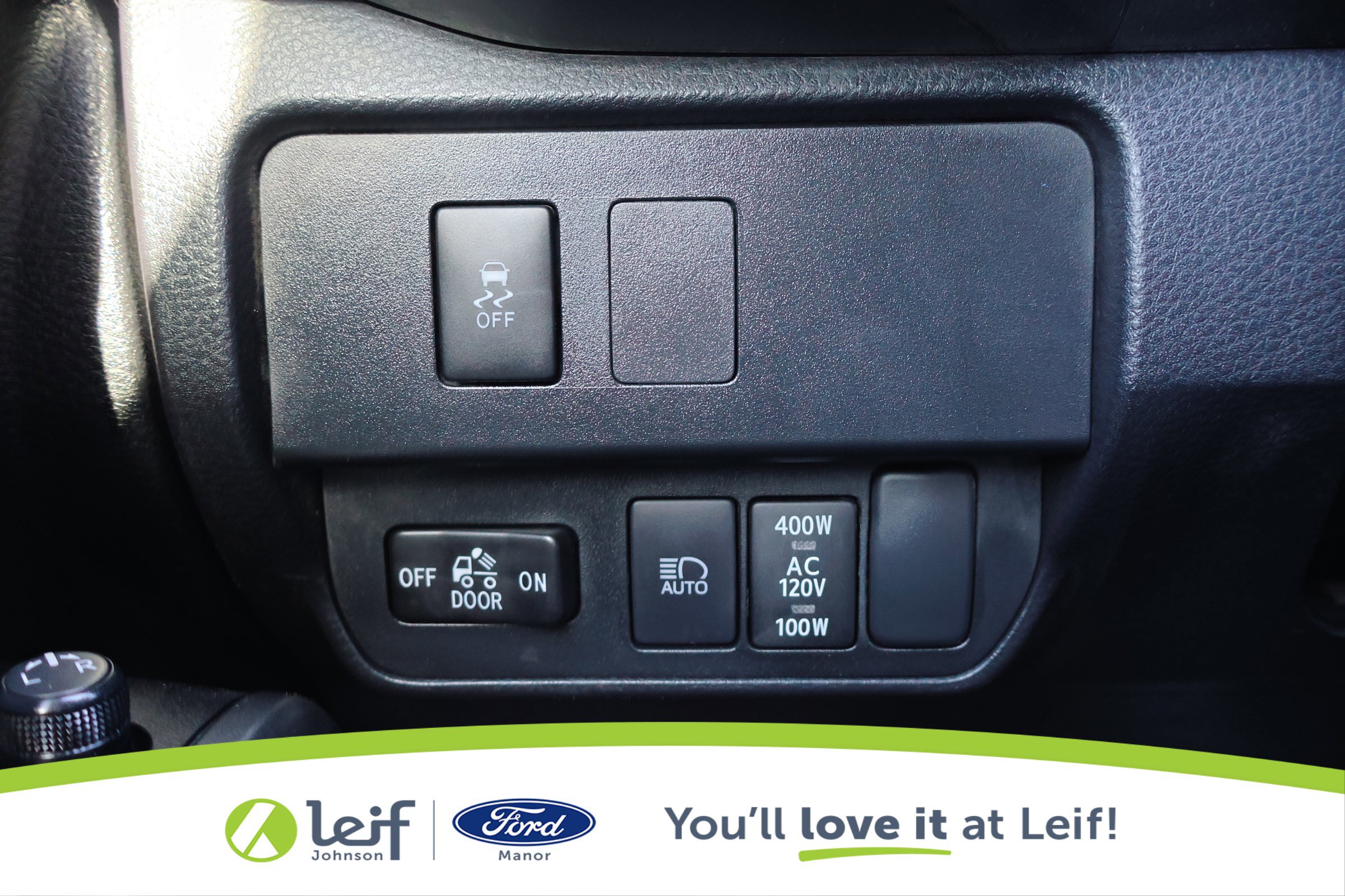 Used 2023 Toyota Tacoma TRD Off-Road image 16